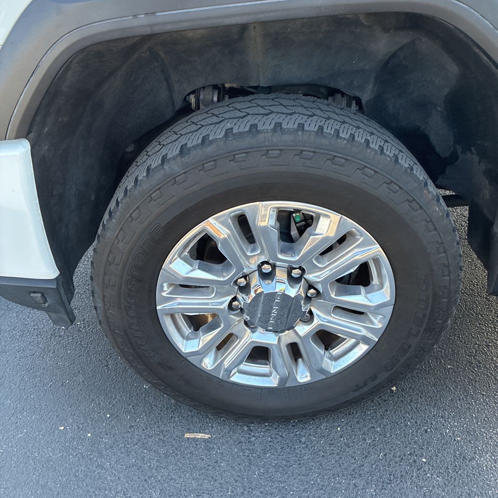 2023 GMC Sierra 3500 Denali
