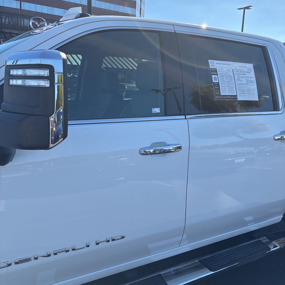 2023 GMC Sierra 3500 Denali