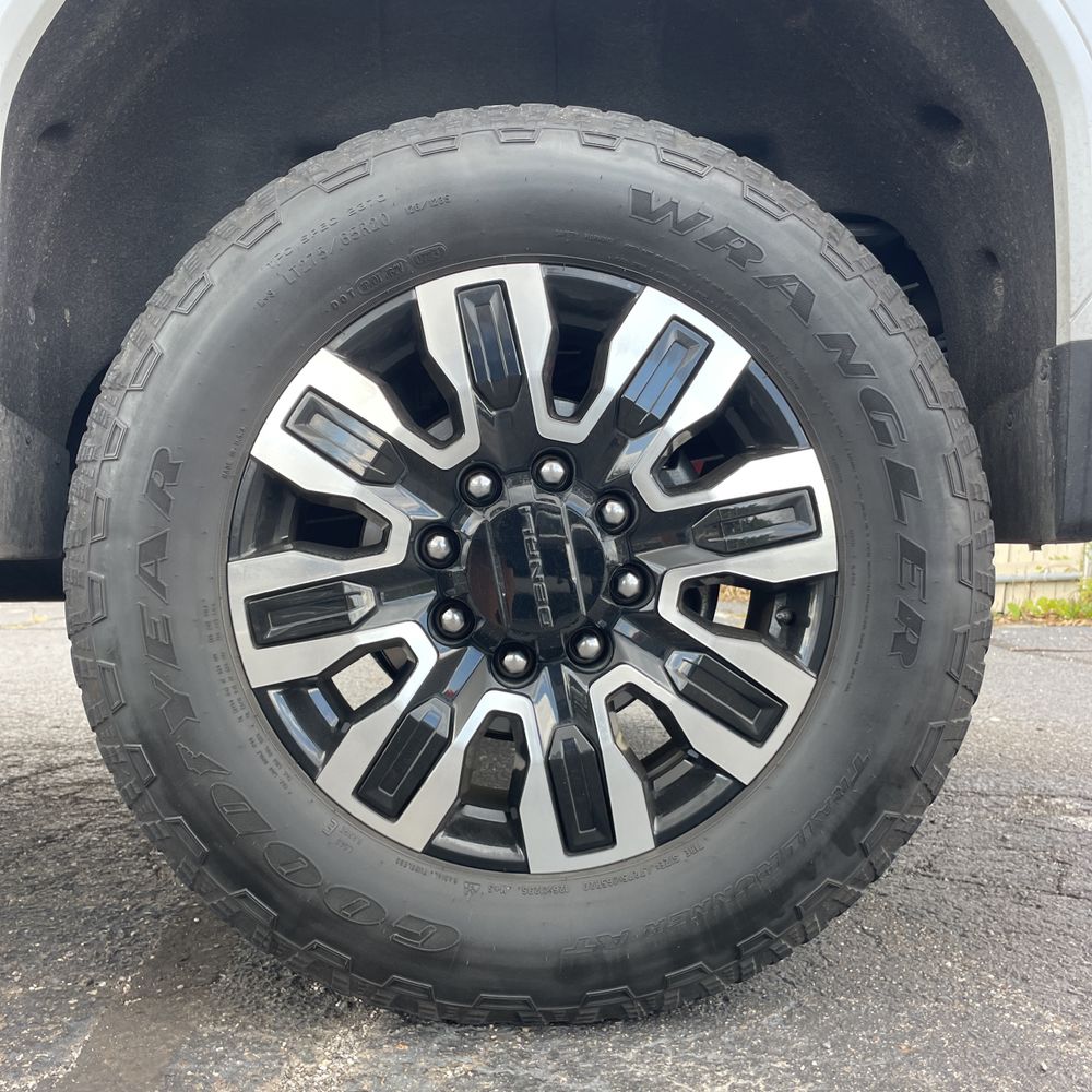 2024 GMC Sierra 2500HD Denali Ultimate