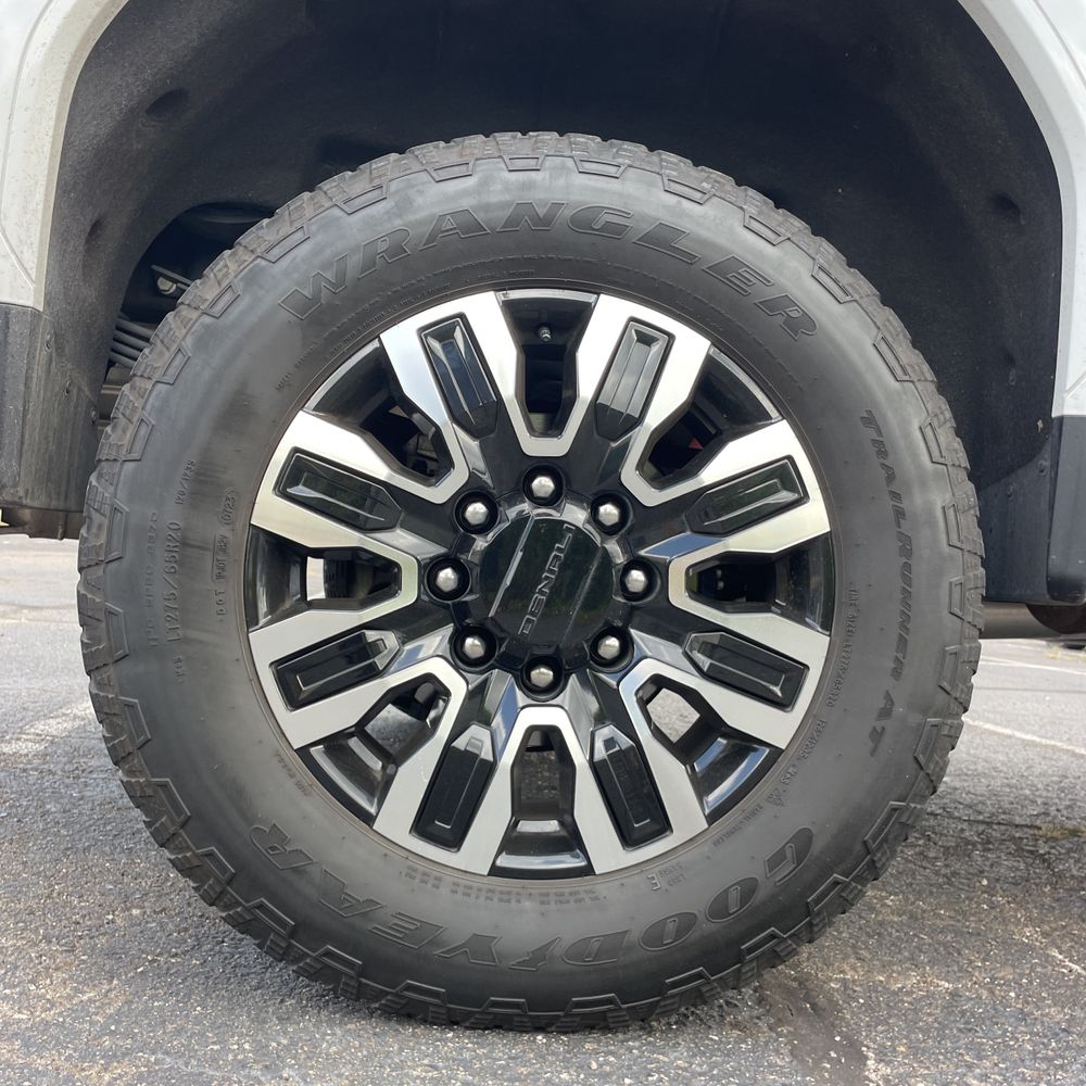 2024 GMC Sierra 2500HD Denali Ultimate