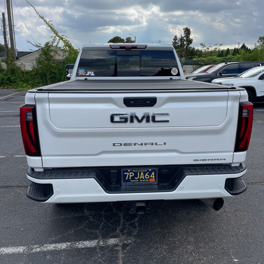 2024 GMC Sierra 2500HD Denali Ultimate