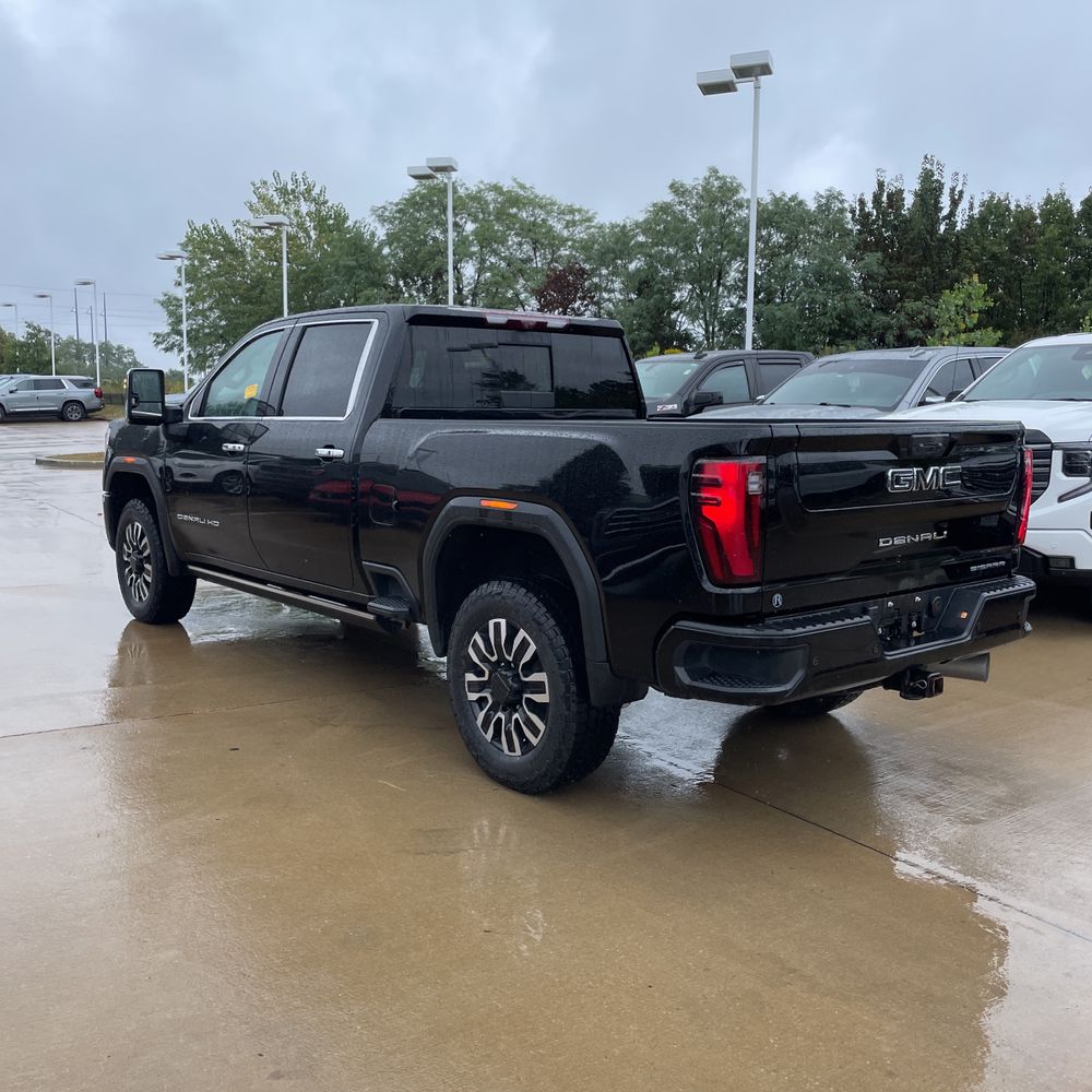 2024 GMC Sierra 2500HD Denali Ultimate