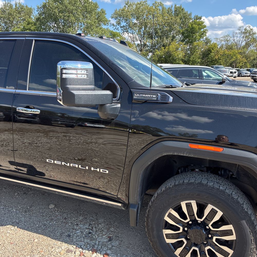 2024 GMC Sierra 2500 Denali Ultimate