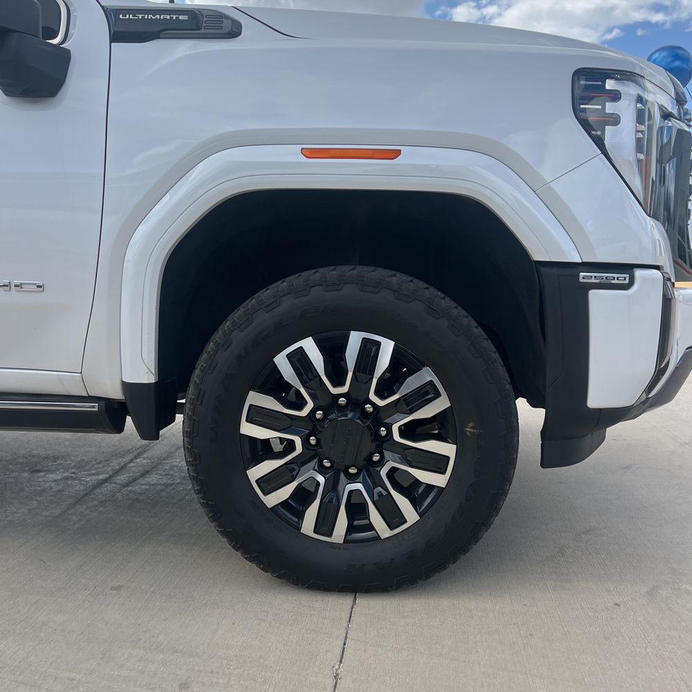 2024 GMC Sierra 2500HD Denali Ultimate