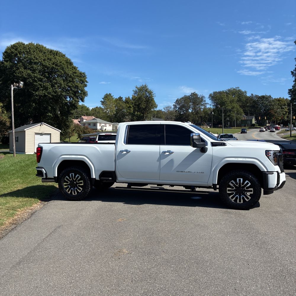 2024 GMC Sierra 2500HD Denali Ultimate