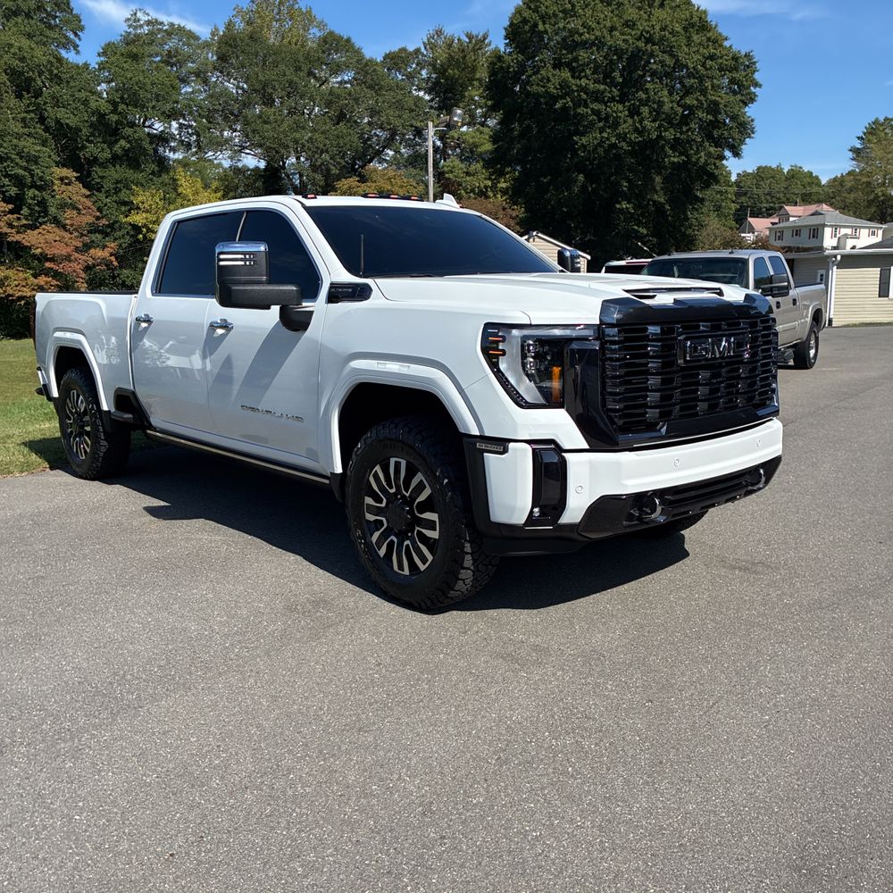 2024 GMC Sierra 2500HD Denali Ultimate