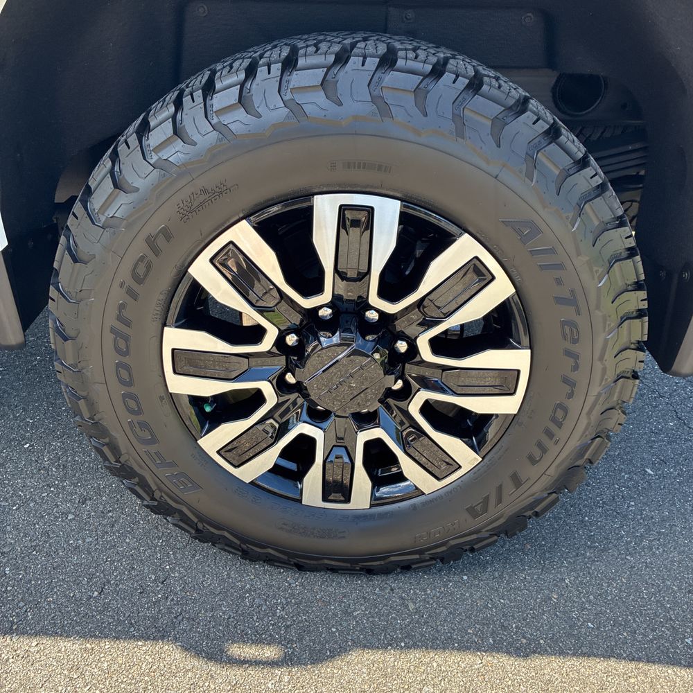 2024 GMC Sierra 2500HD Denali Ultimate