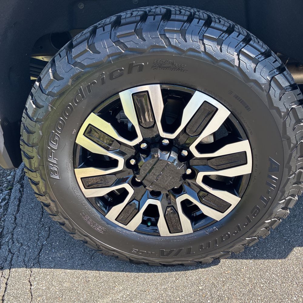2024 GMC Sierra 2500HD Denali Ultimate