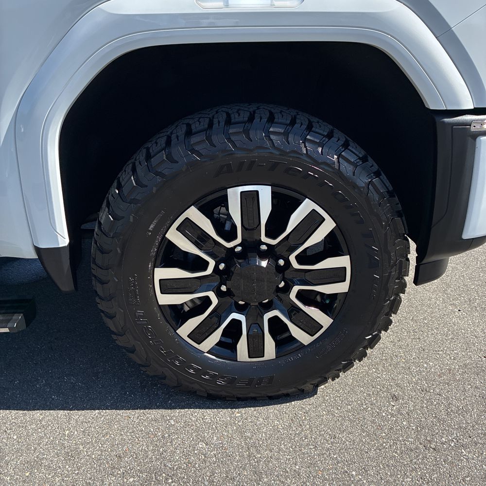 2024 GMC Sierra 2500HD Denali Ultimate