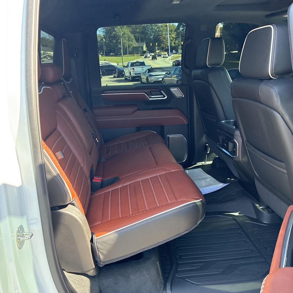 2024 GMC Sierra 2500HD Denali Ultimate