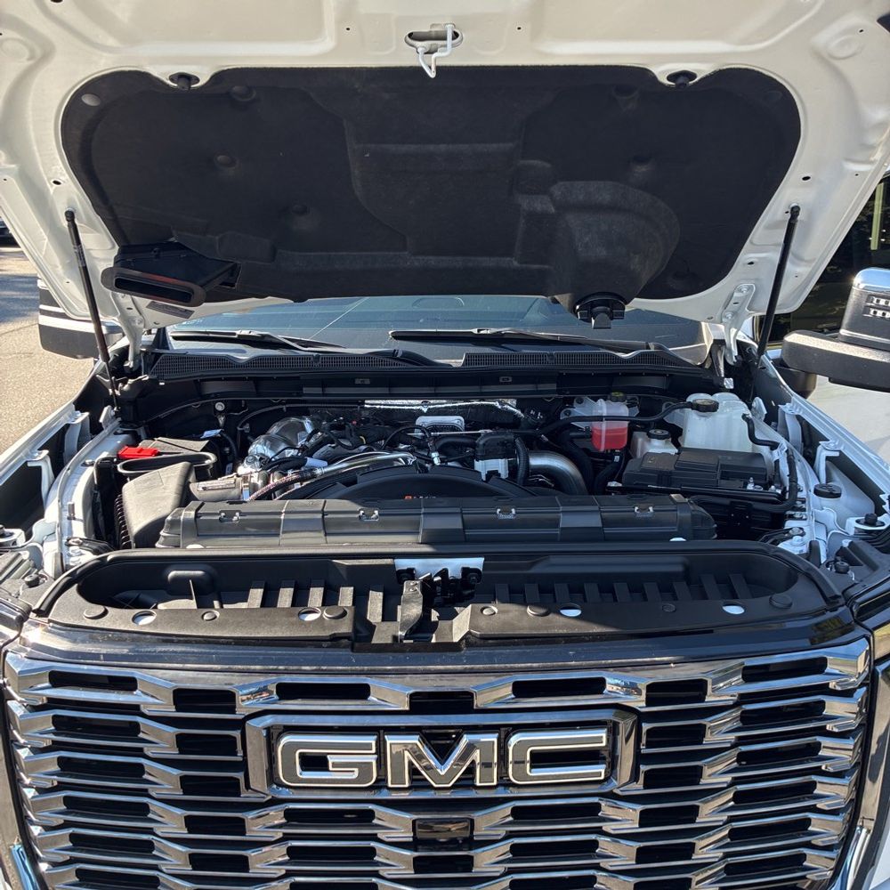 2024 GMC Sierra 2500HD Denali Ultimate