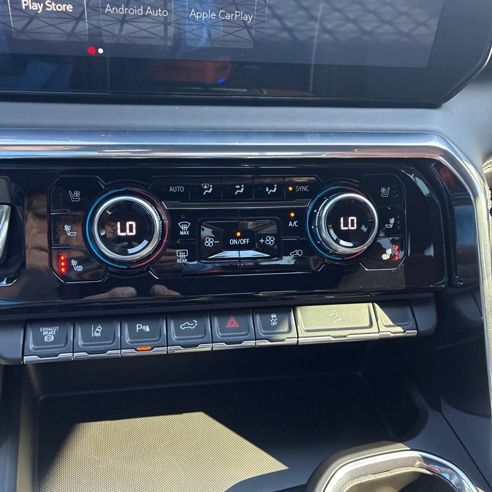 2024 GMC Sierra 2500HD Denali Ultimate
