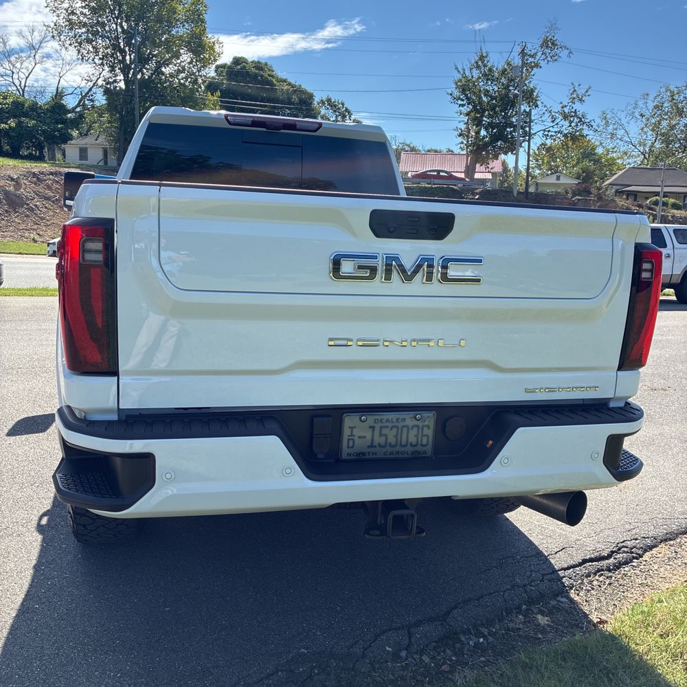 2024 GMC Sierra 2500HD Denali Ultimate