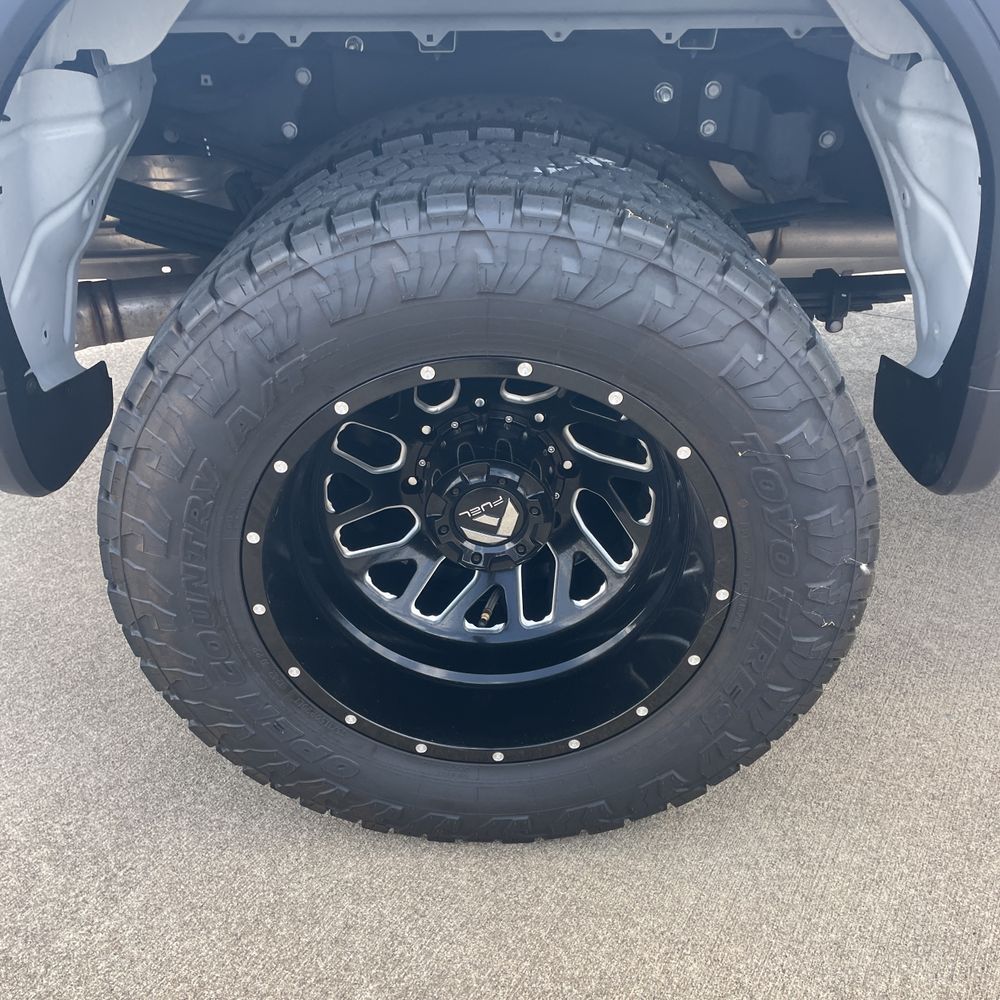 2024 GMC Sierra 3500HD Denali Ultimate