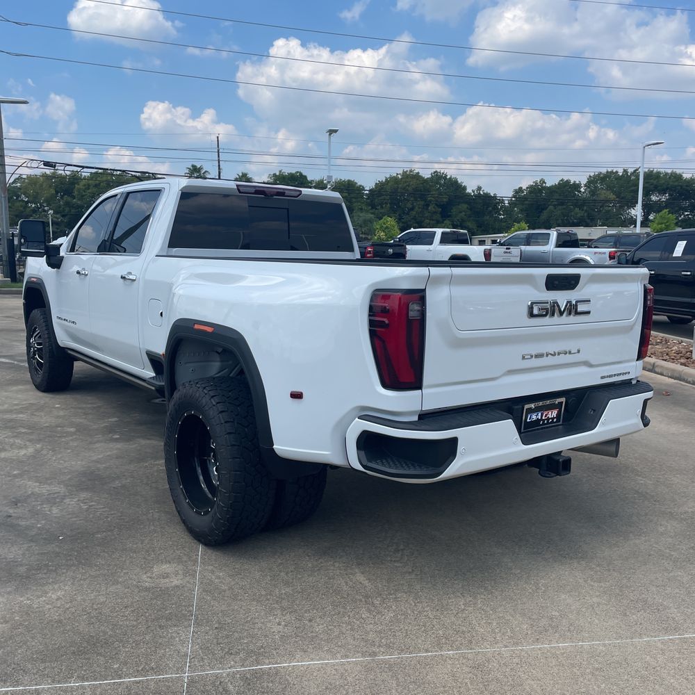 2024 GMC Sierra 3500HD Denali Ultimate