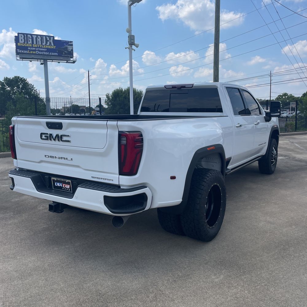 2024 GMC Sierra 3500HD Denali Ultimate