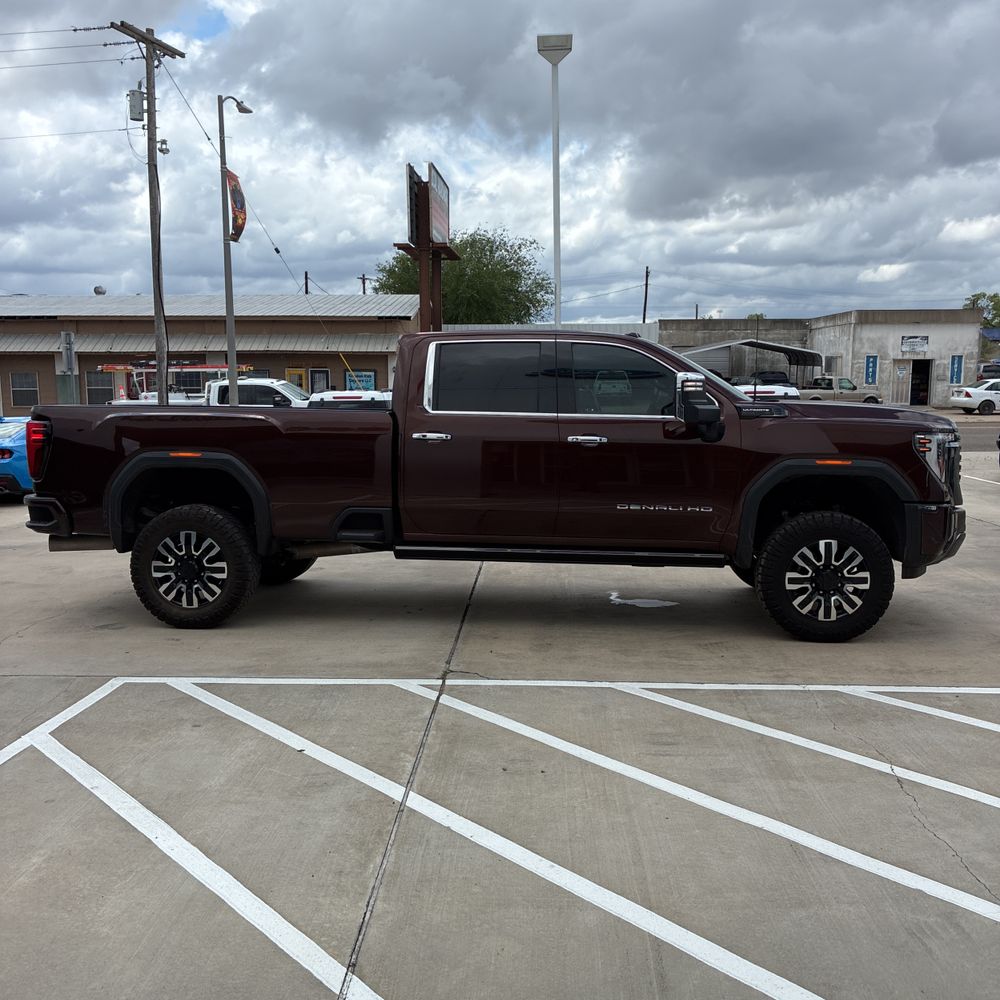 2024 GMC Sierra 3500HD Denali Ultimate