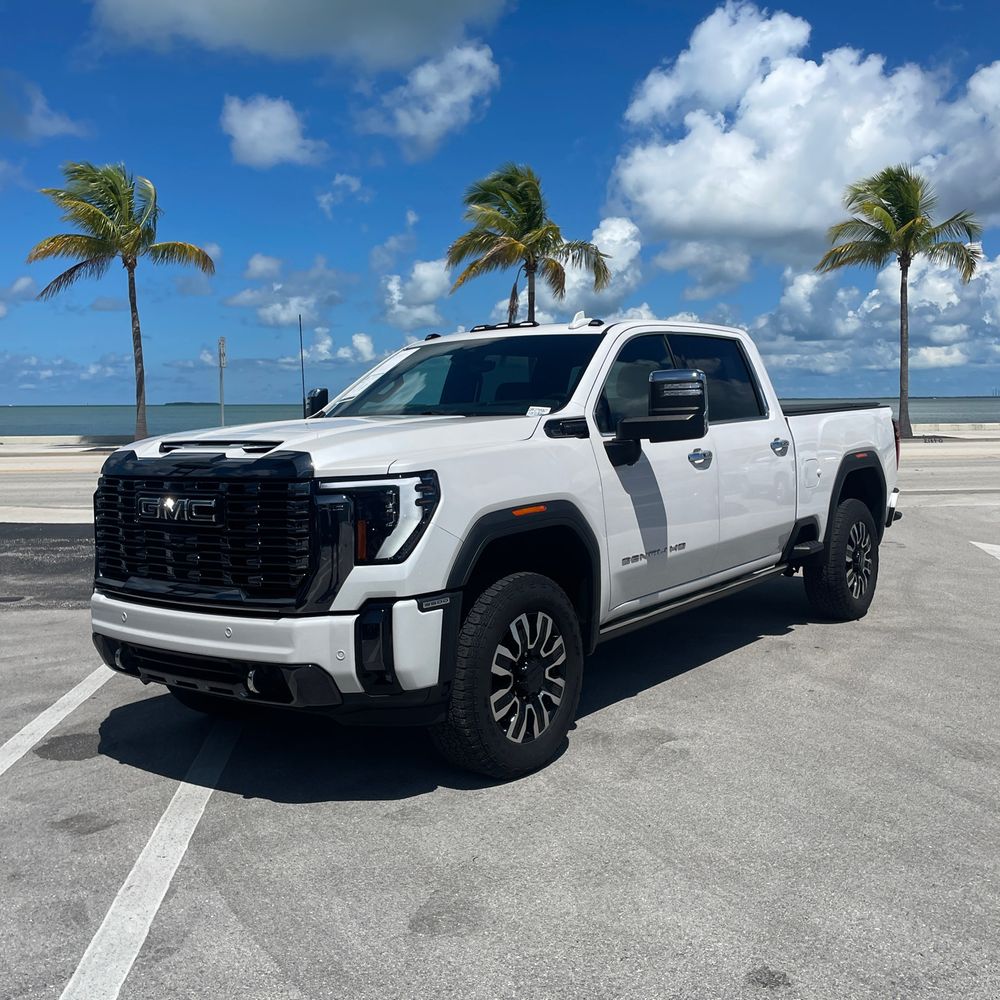 2024 GMC Sierra 3500HD Denali Ultimate