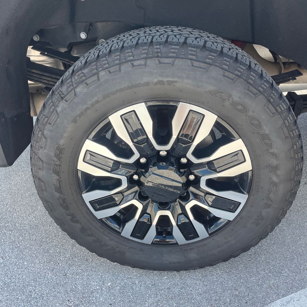2024 GMC Sierra 3500HD Denali Ultimate
