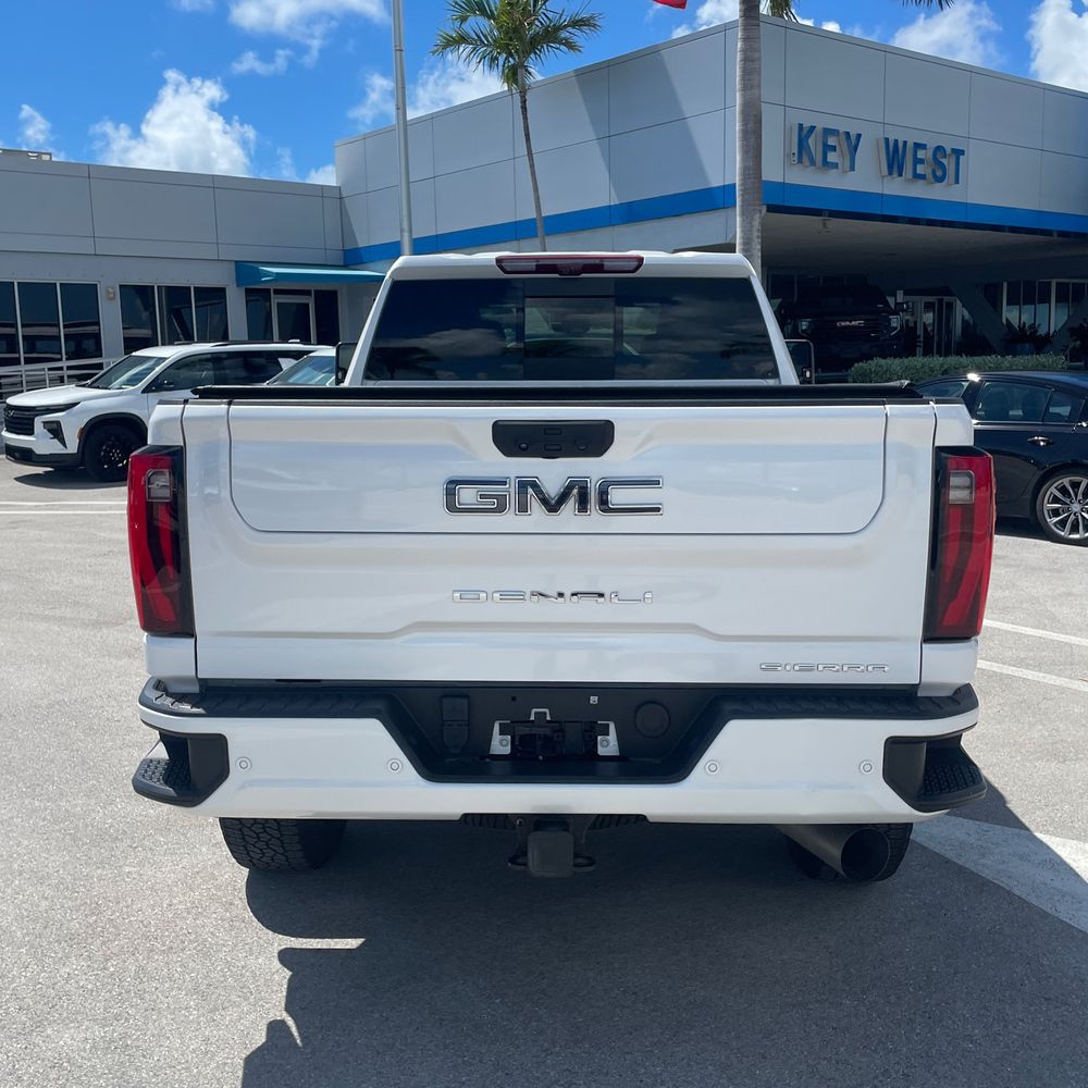 2024 GMC Sierra 3500HD Denali Ultimate