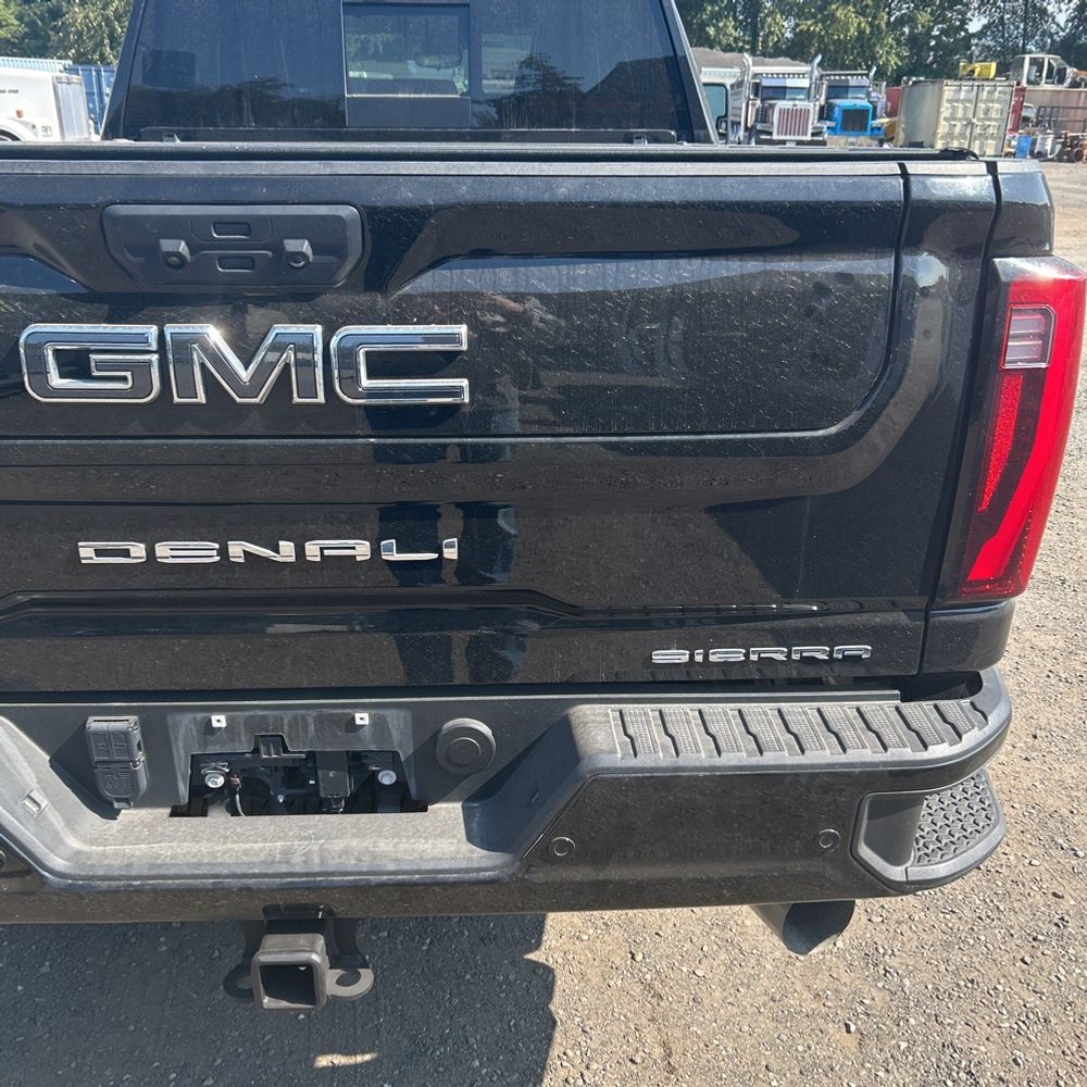 2024 GMC Sierra 3500 Denali Ultimate