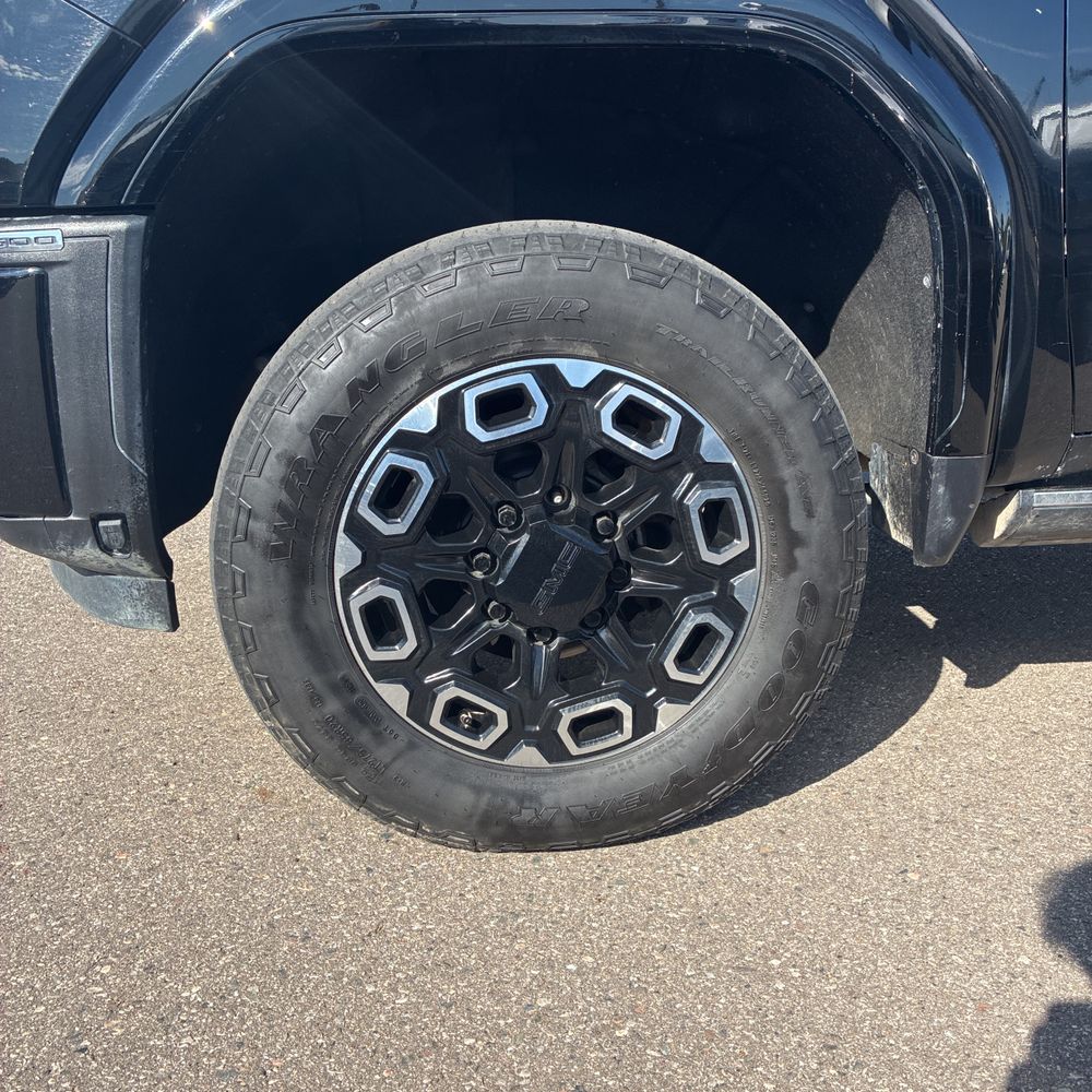 2024 GMC Sierra 3500HD Denali Ultimate