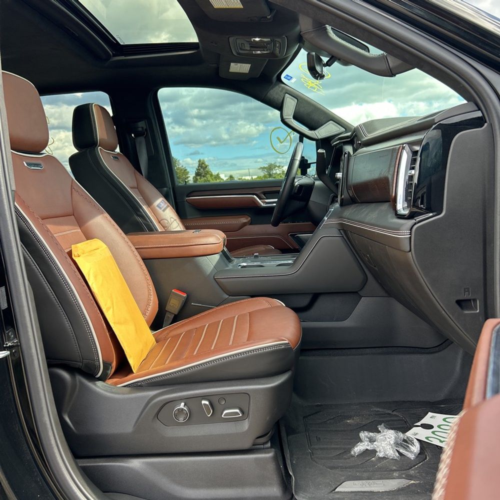 2024 GMC Sierra 3500 Denali Ultimate