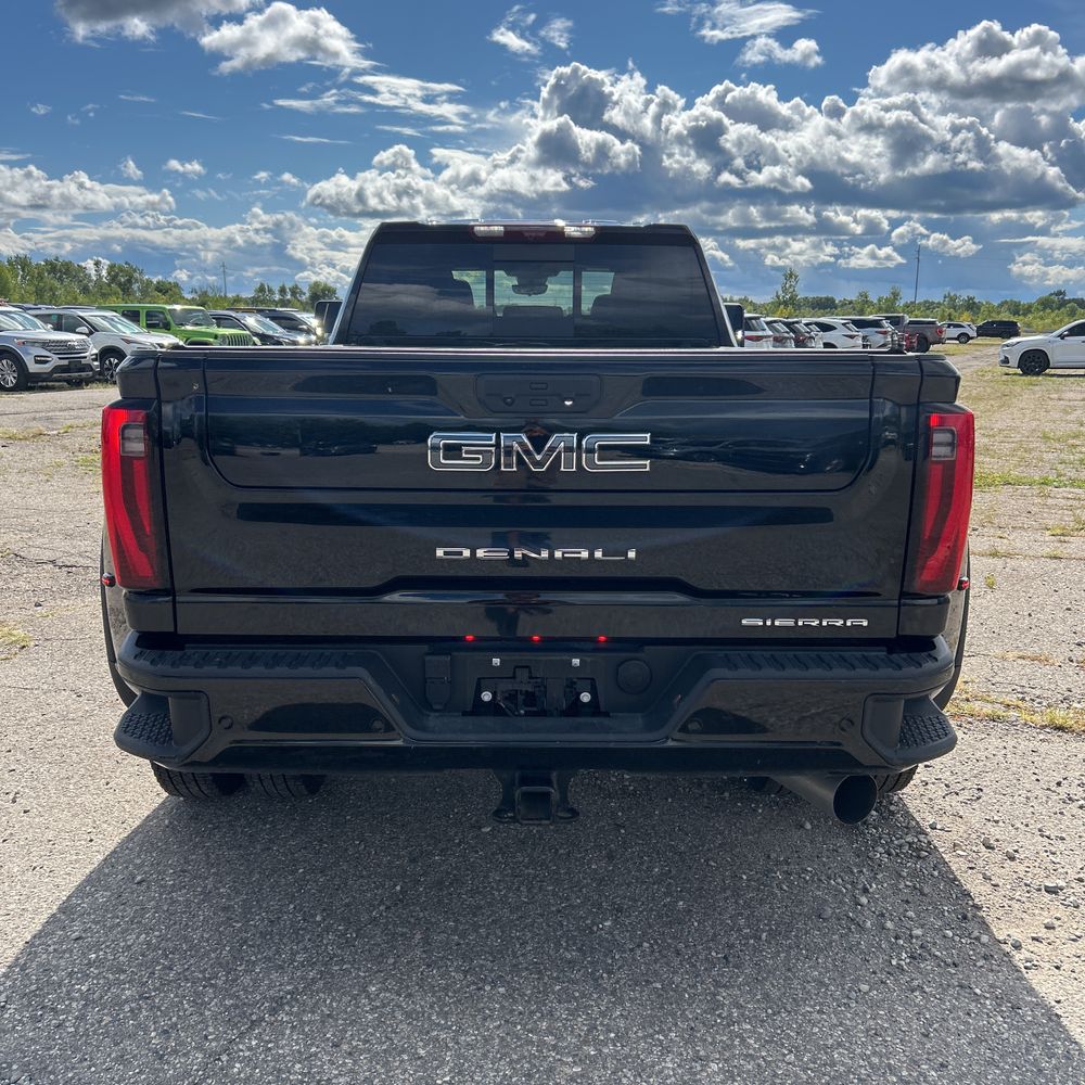 2024 GMC Sierra 3500 Denali Ultimate