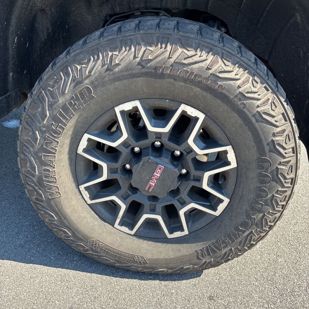 2024 GMC Sierra 2500HD AT4X