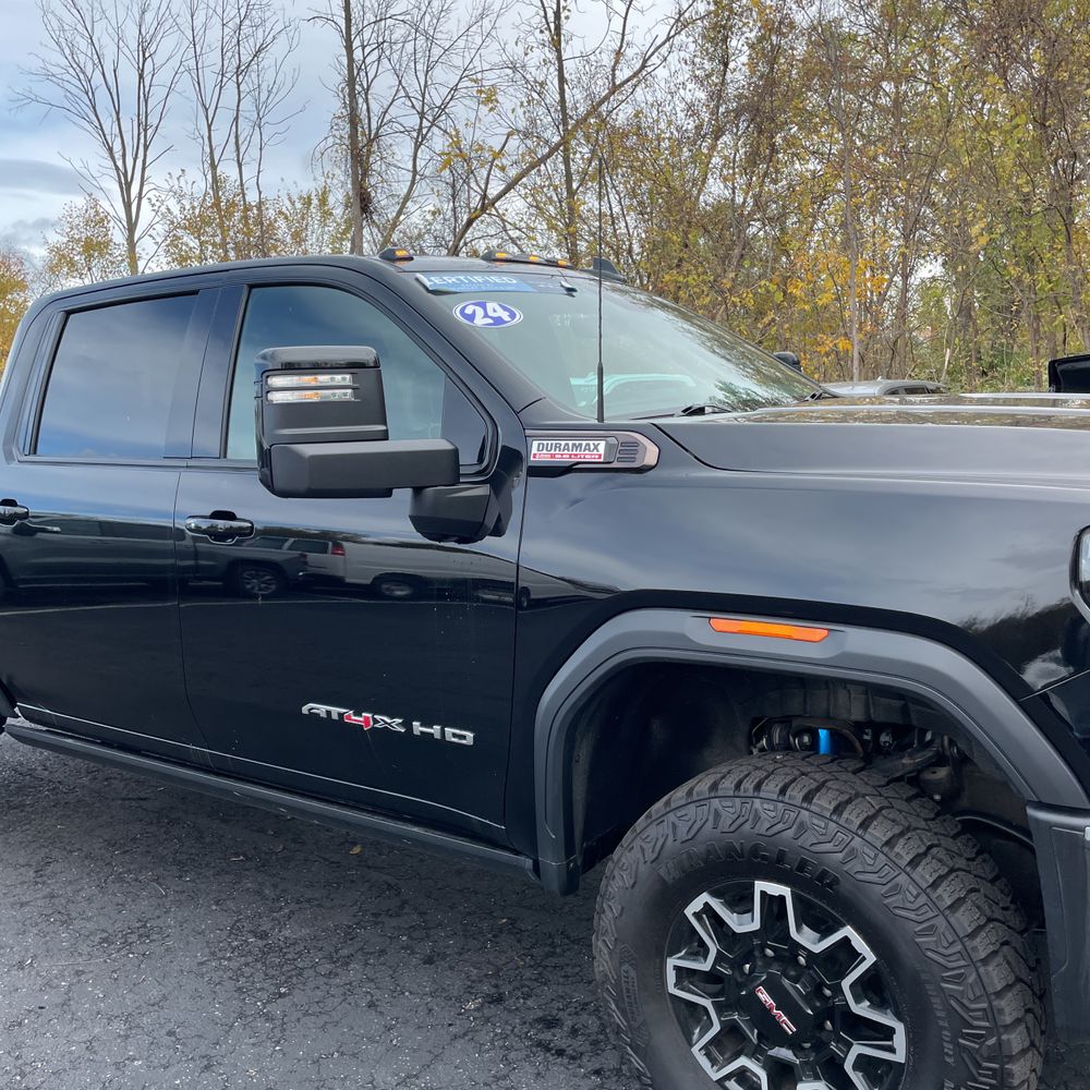 2024 GMC Sierra 2500 AT4X