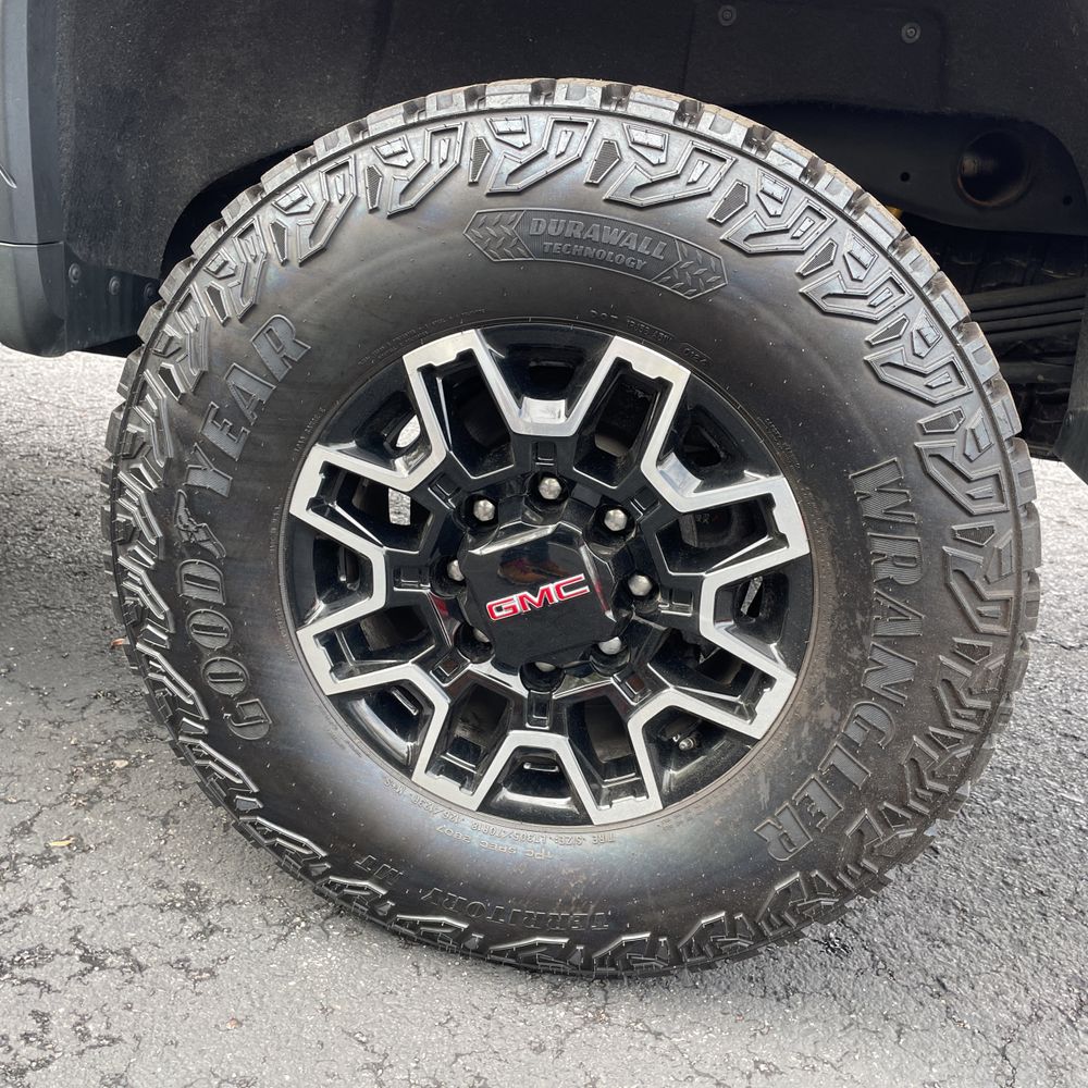 2024 GMC Sierra 2500 AT4X
