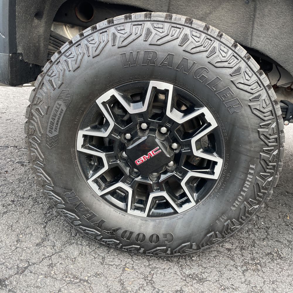 2024 GMC Sierra 2500 AT4X