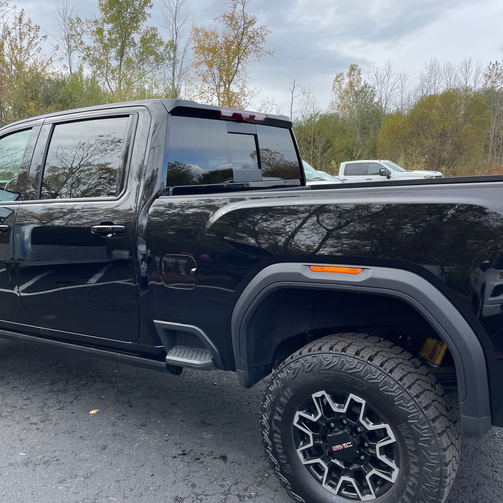 2024 GMC Sierra 2500 AT4X