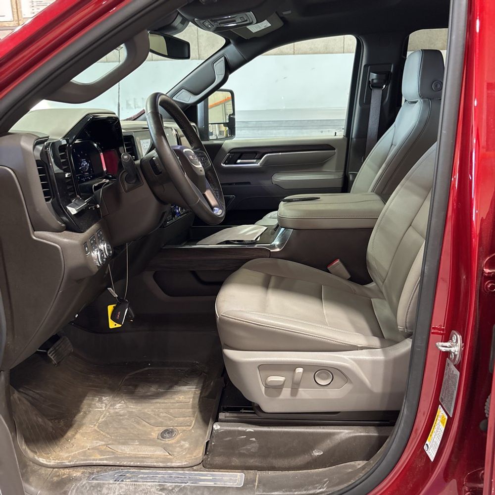 2025 GMC Sierra 2500HD SLT