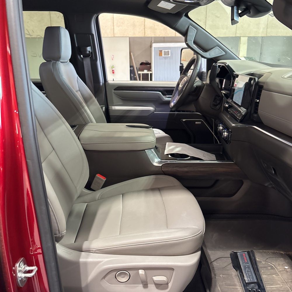 2025 GMC Sierra 2500HD SLT
