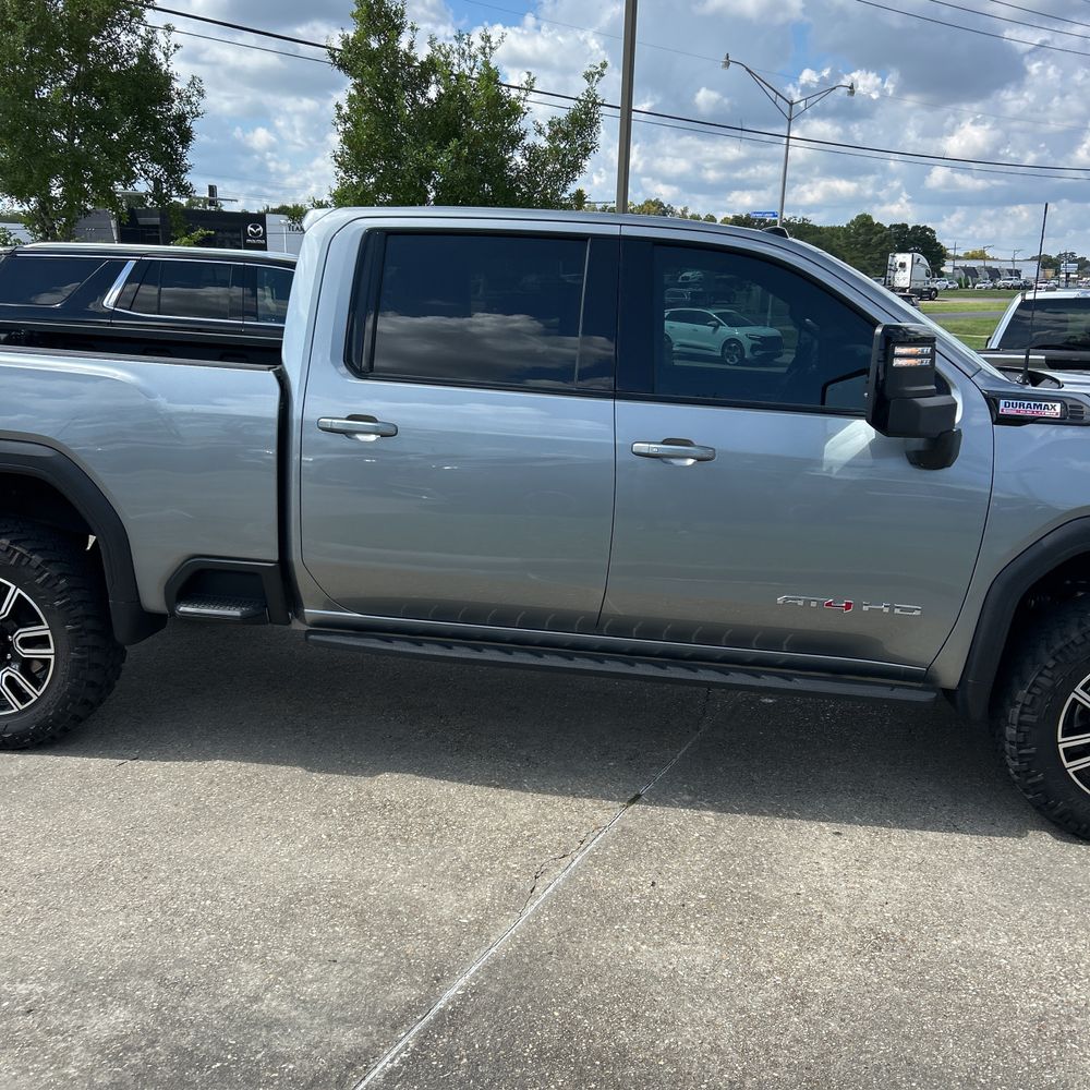 2025 GMC Sierra 2500HD AT4