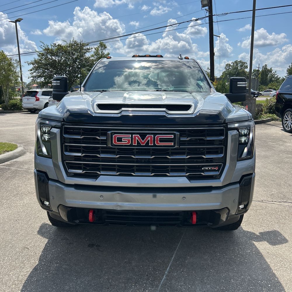 2025 GMC Sierra 2500HD AT4