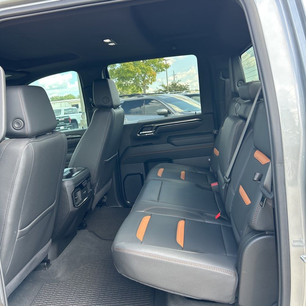 2025 GMC Sierra 2500HD AT4