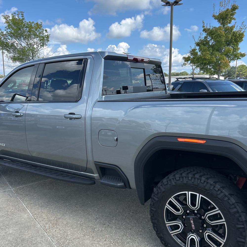 2025 GMC Sierra 2500HD AT4
