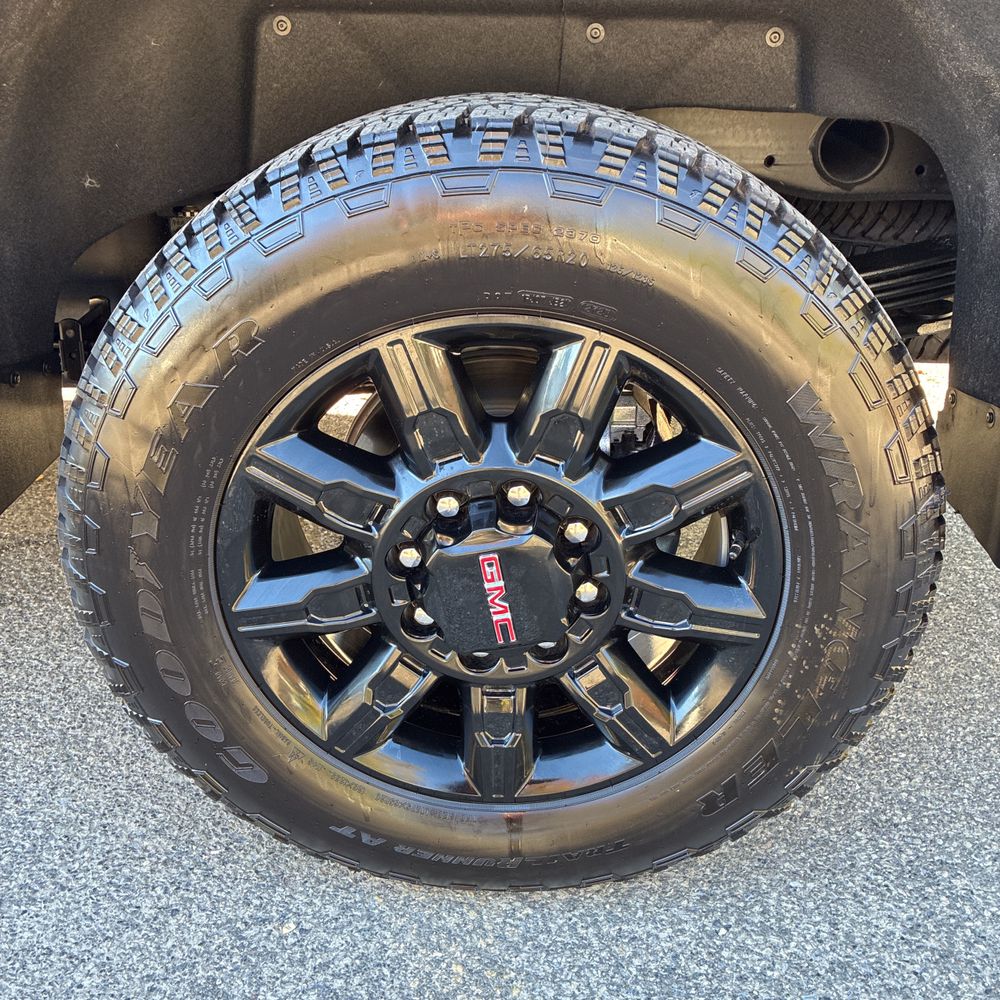 2026 GMC Sierra 2500 AT4
