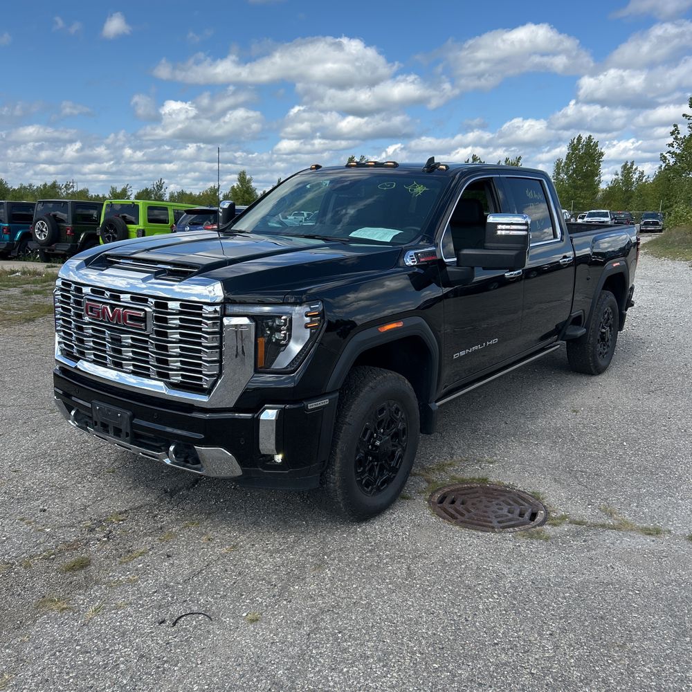 2025 GMC Sierra 2500 Denali