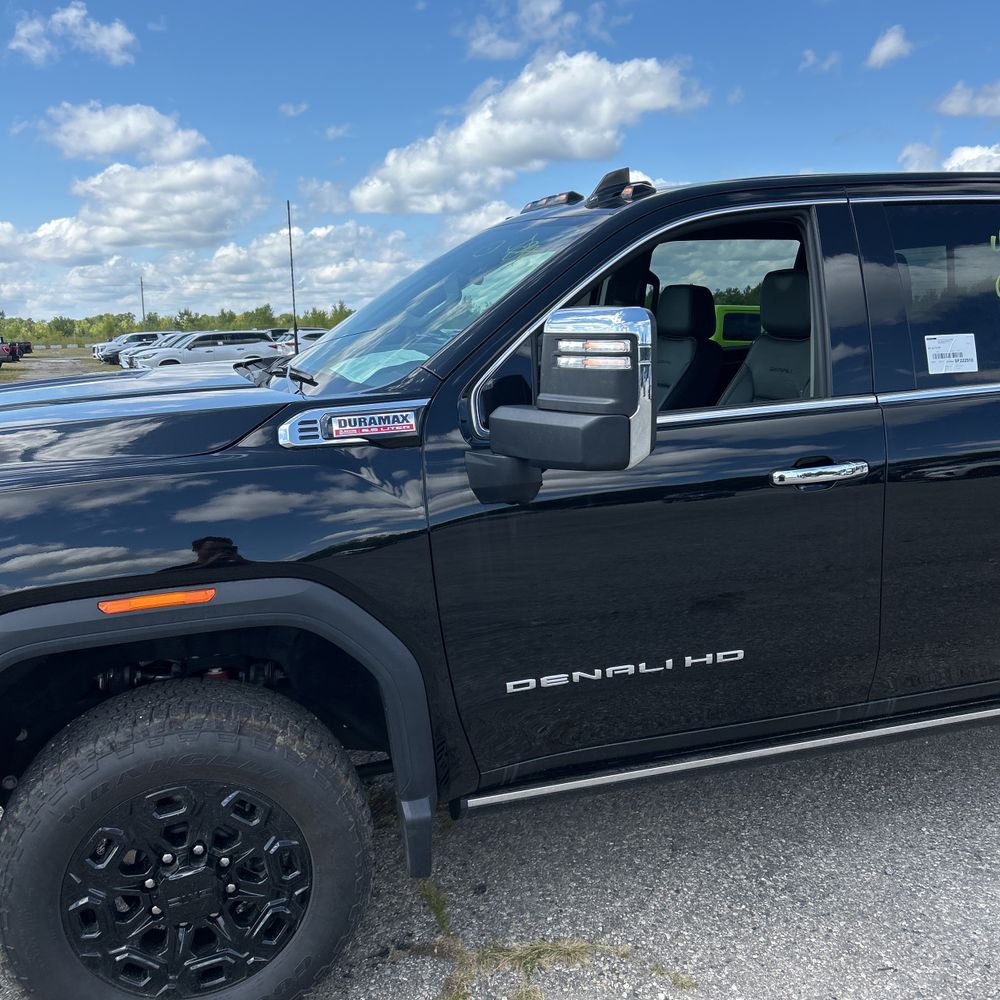 2025 GMC Sierra 2500 Denali