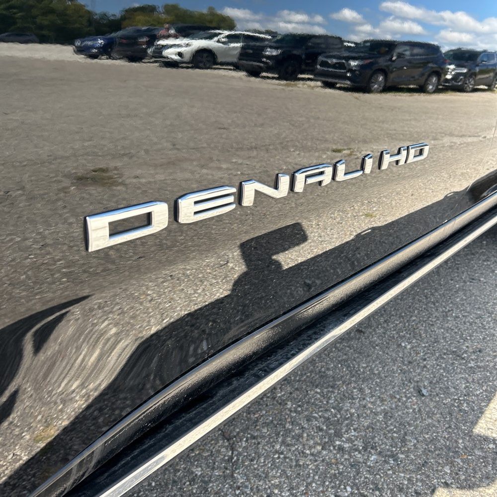 2025 GMC Sierra 2500 Denali