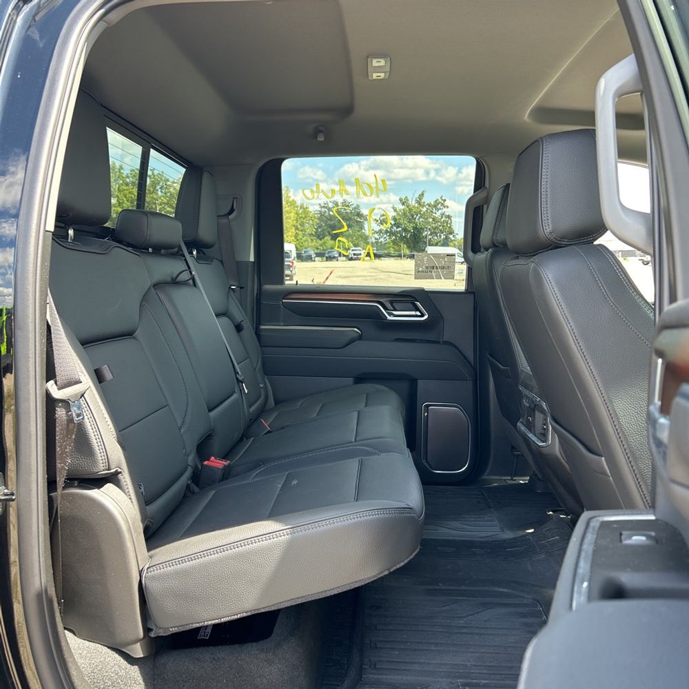 2025 GMC Sierra 2500 Denali