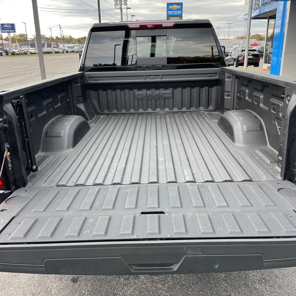 2025 GMC Sierra 2500HD Denali