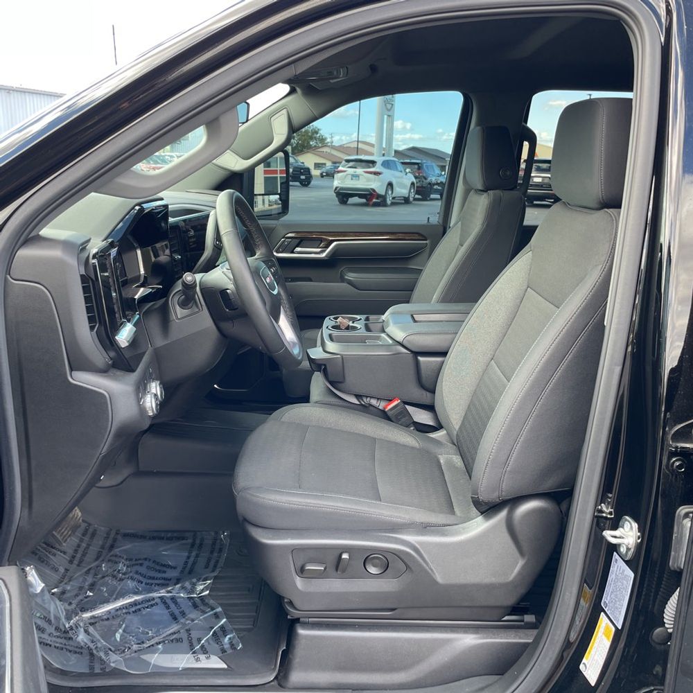 2025 GMC Sierra 3500HD SLE