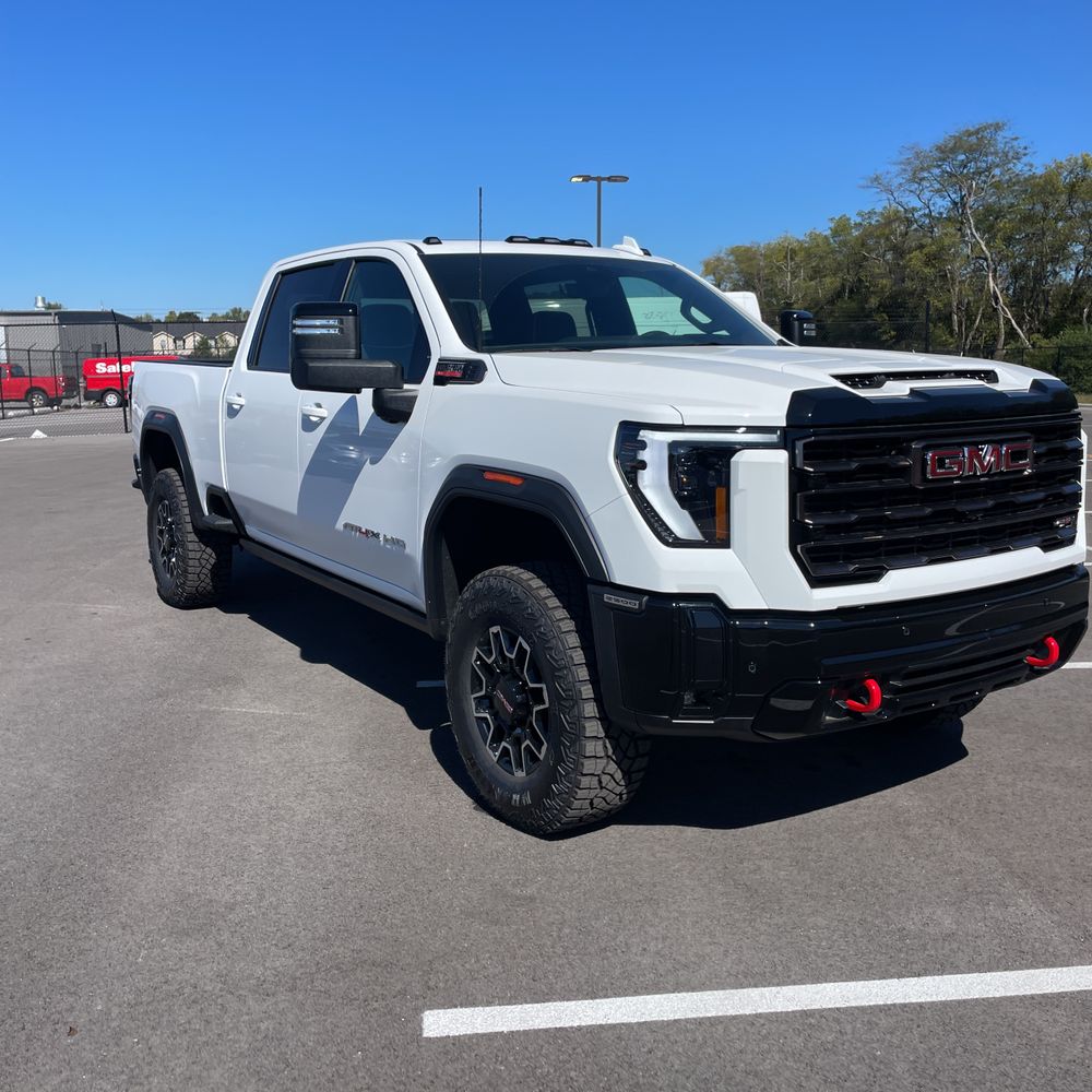 2025 GMC Sierra 2500HD AT4X