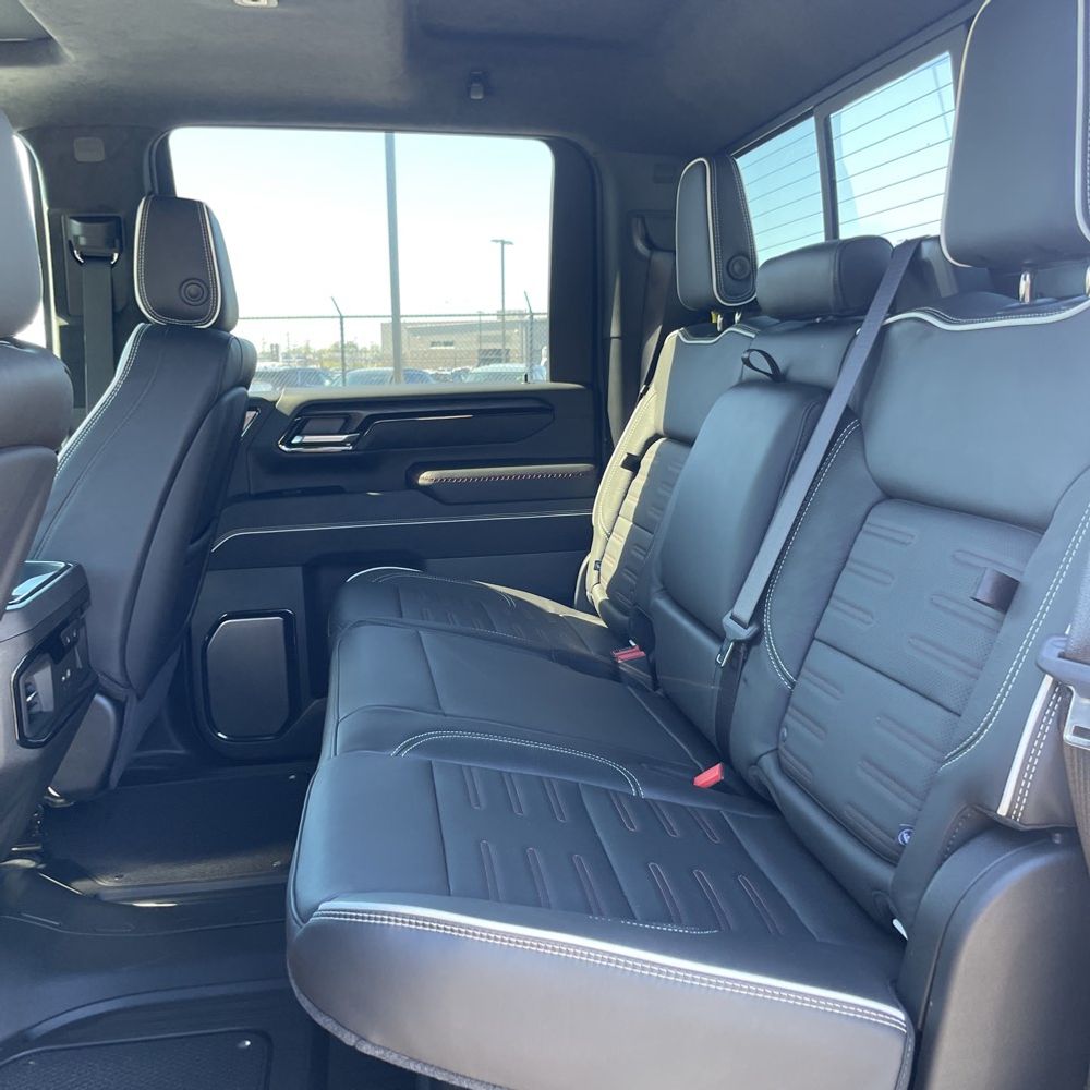 2025 GMC Sierra 2500HD AT4X