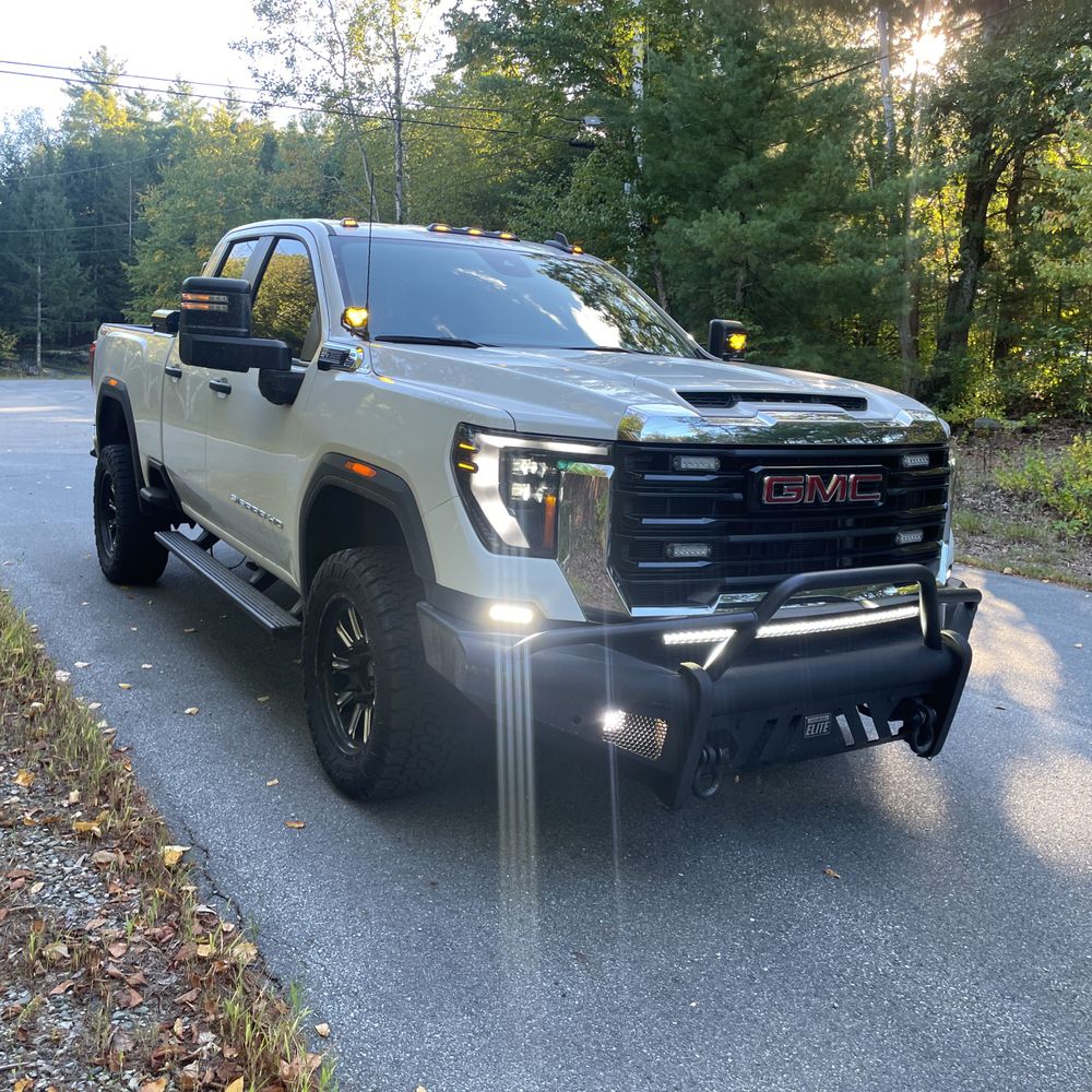 2024 GMC Sierra 2500HD Pro