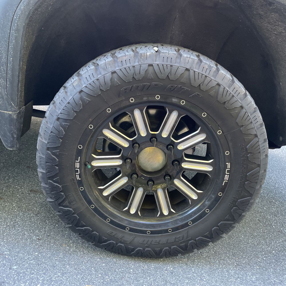 2024 GMC Sierra 2500HD Pro